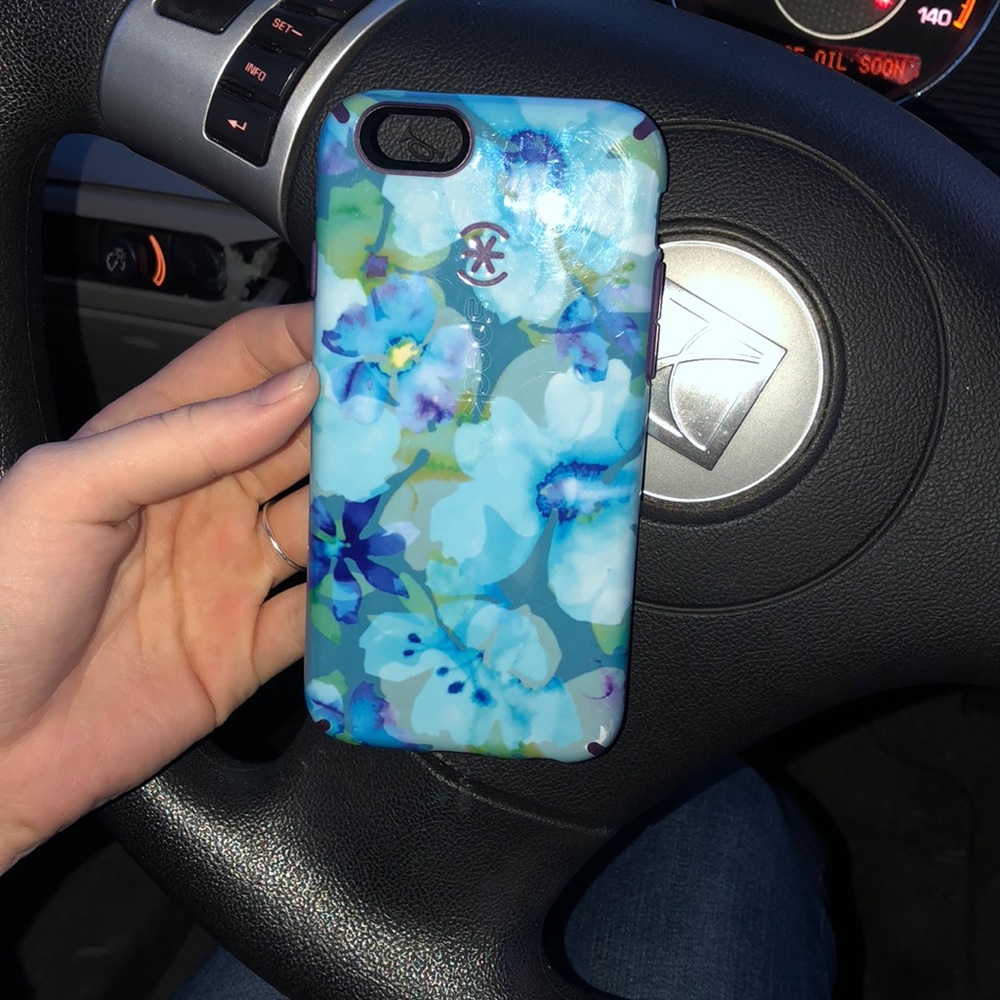 Floral Speck iPhone 6 Case🦋